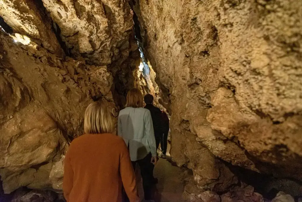 Black Hills Caverns, Rapid City, SD