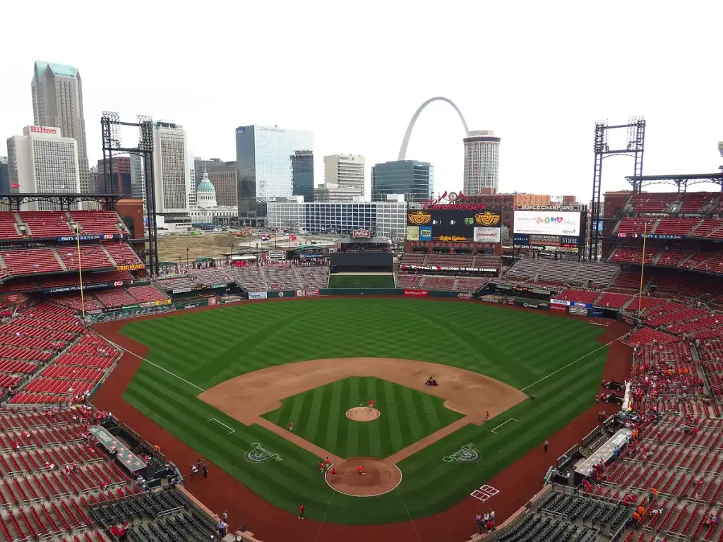 Busch Stadium Tours & Cardinals Hall of Fame Museum, St. Louis, MO