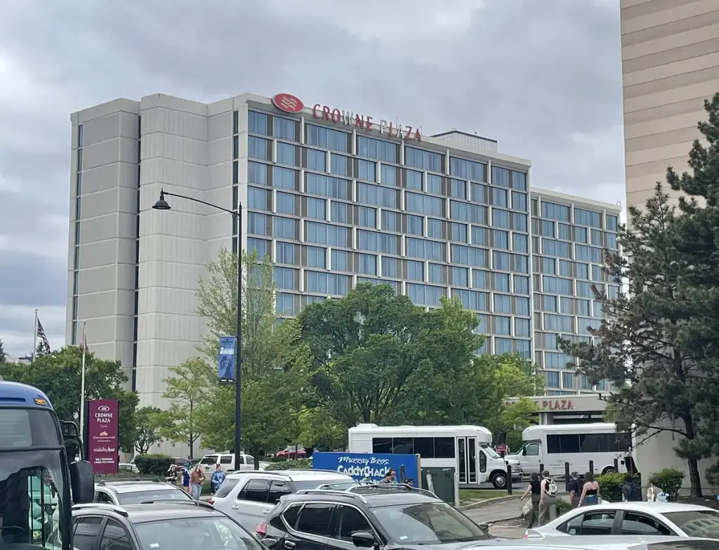Crowne Plaza Chicago O'Hare Hotel & Conference Center, Rosemont, IL