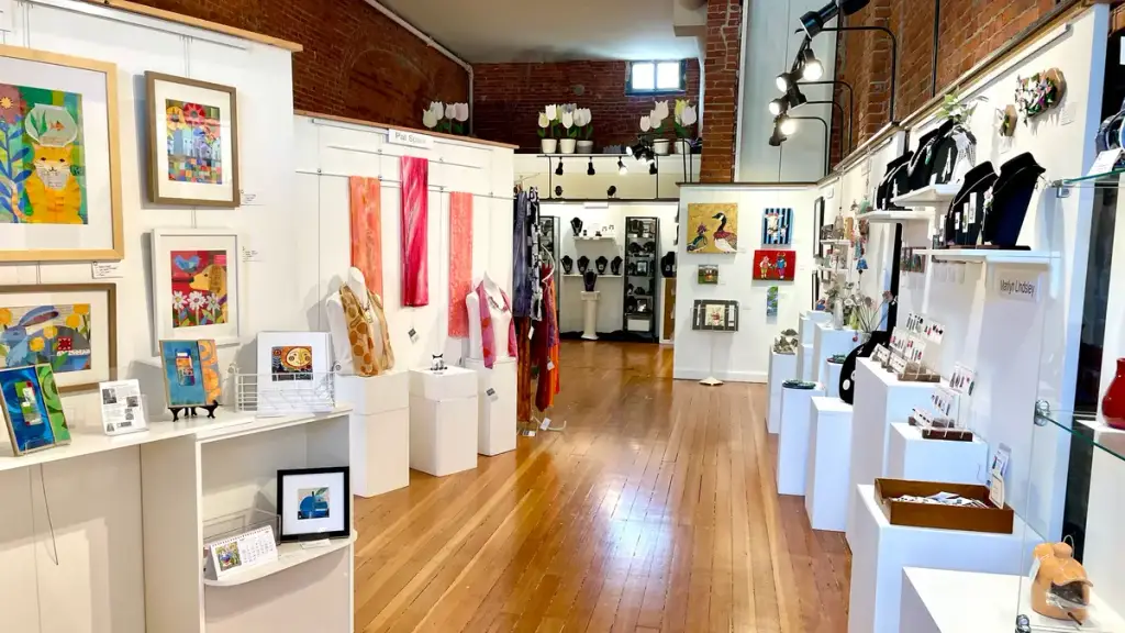 Gallery Calapooia, Albany, OR