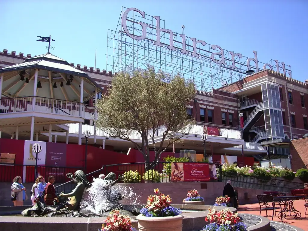 Ghirardelli Square, San Francisco, CA