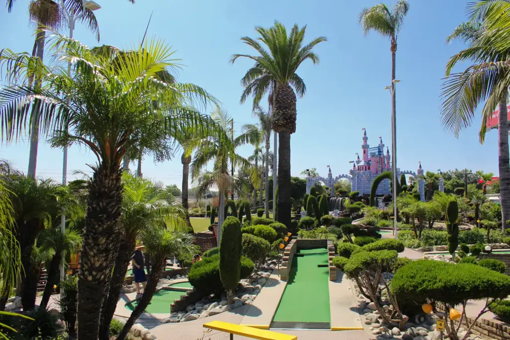 Golf N' Stuff, Norwalk, CA