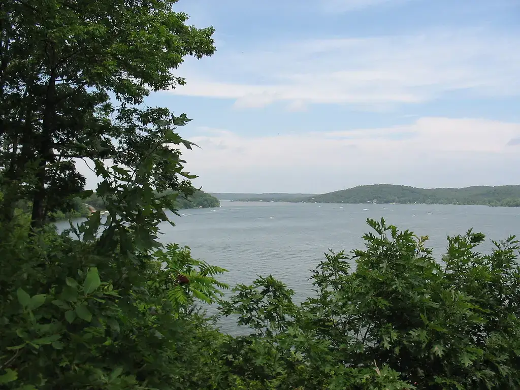 Grand Lake o' the Cherokees, Grove, OK
