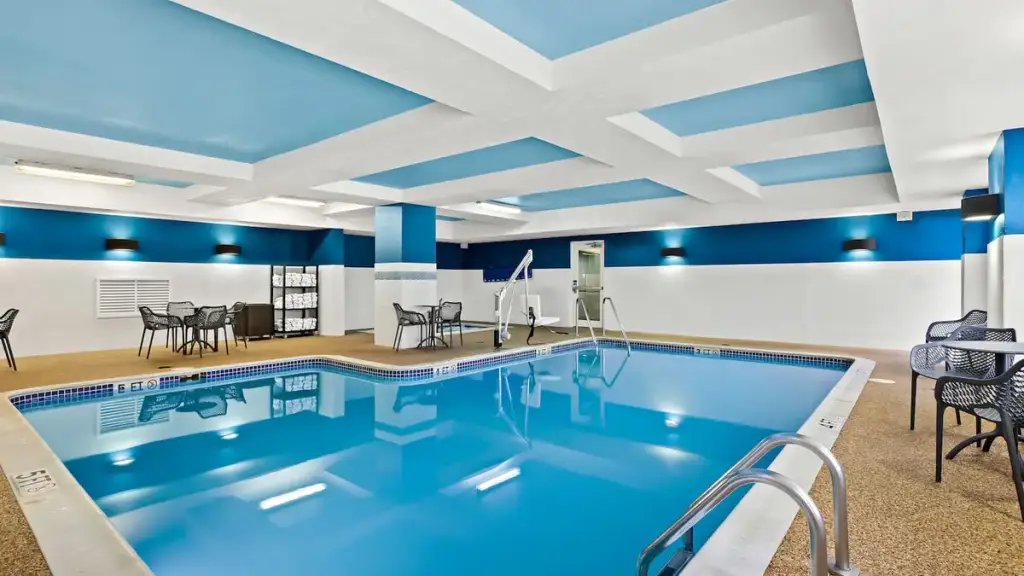 Hampton Inn & Suites Canton, Canton, OH