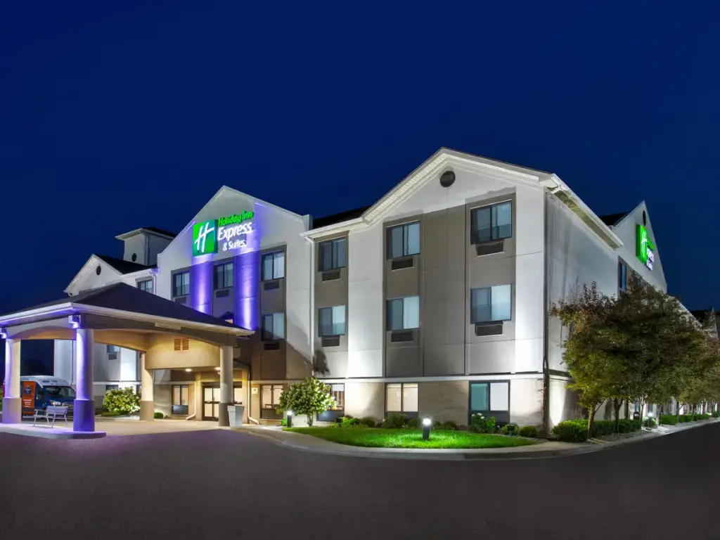 Holiday Inn Express & Suites Belleville (Airport Area), Belleville, MI