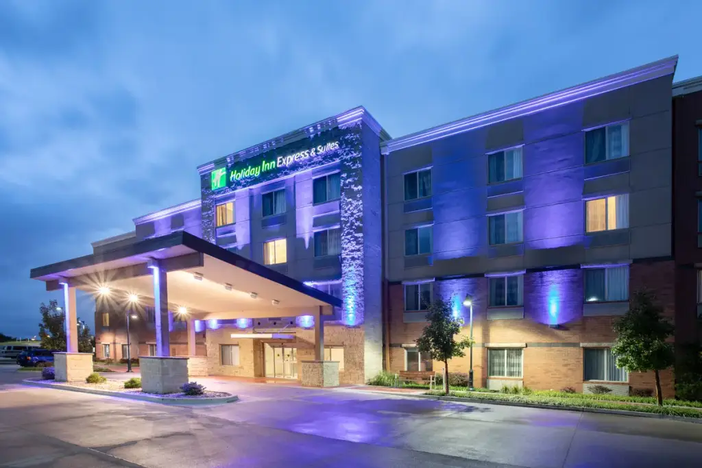 Holiday Inn Express & Suites Manhattan, Manhattan, KS