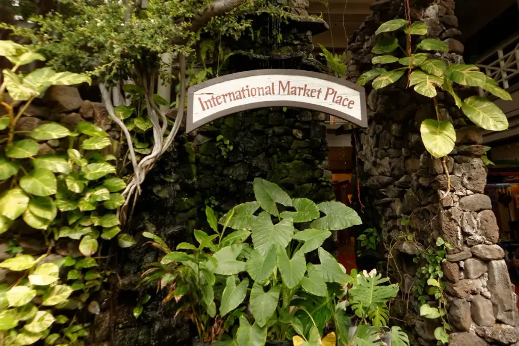 International Market Place, Honolulu, HI