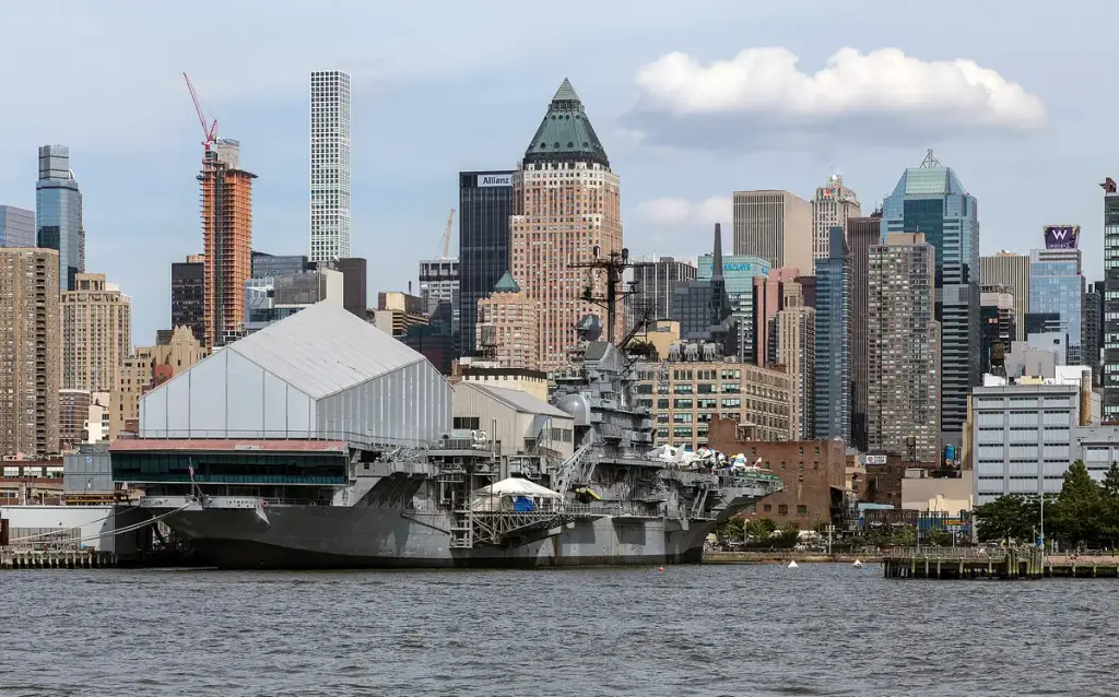 Intrepid Sea, Air & Space Museum, New York, NY