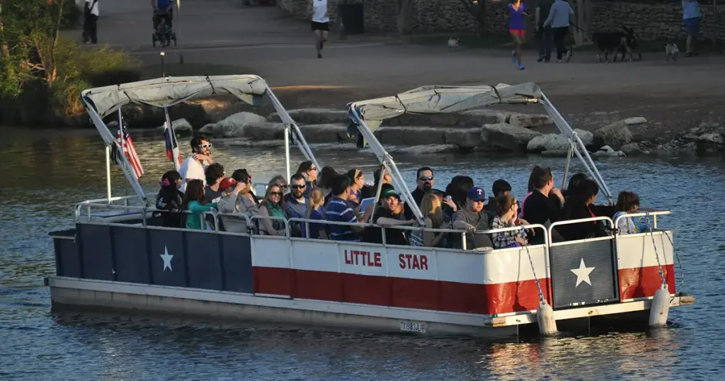 Lone Star Riverboat Bat Cruise, Austin, TX