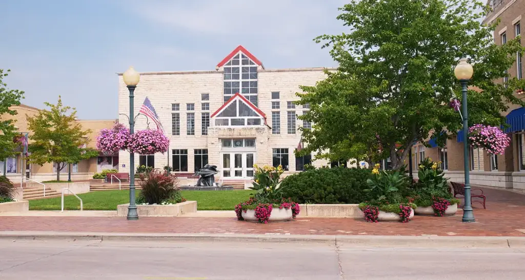 Manhattan Town Center, Manhattan, KS