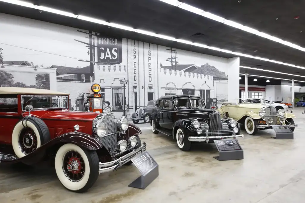 Midwest Dream Car Collection, Manhattan, KS