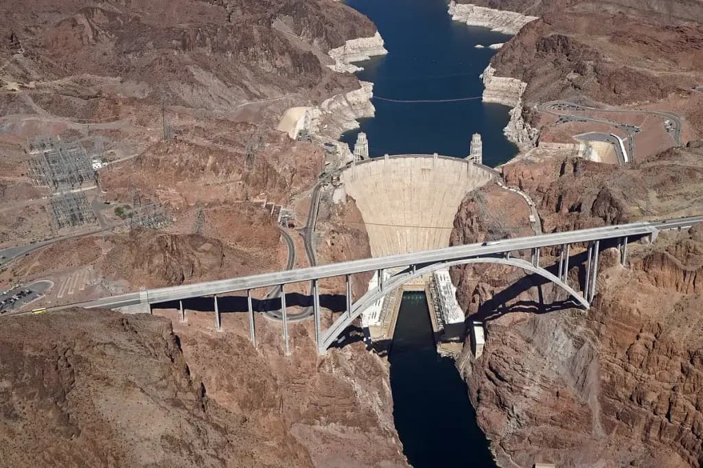 Mike O'Callaghan–Pat Tillman Memorial Bridge, Boulder City, NV