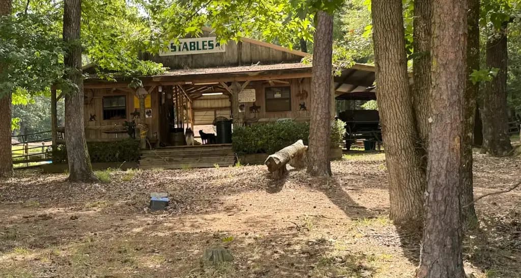 Mountain Harbor Riding Stables, Mount Ida, AR