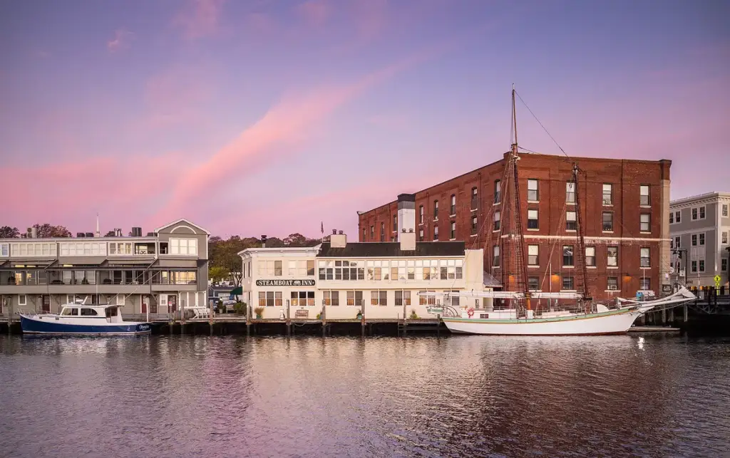 Mystic Country, Mystic, CT