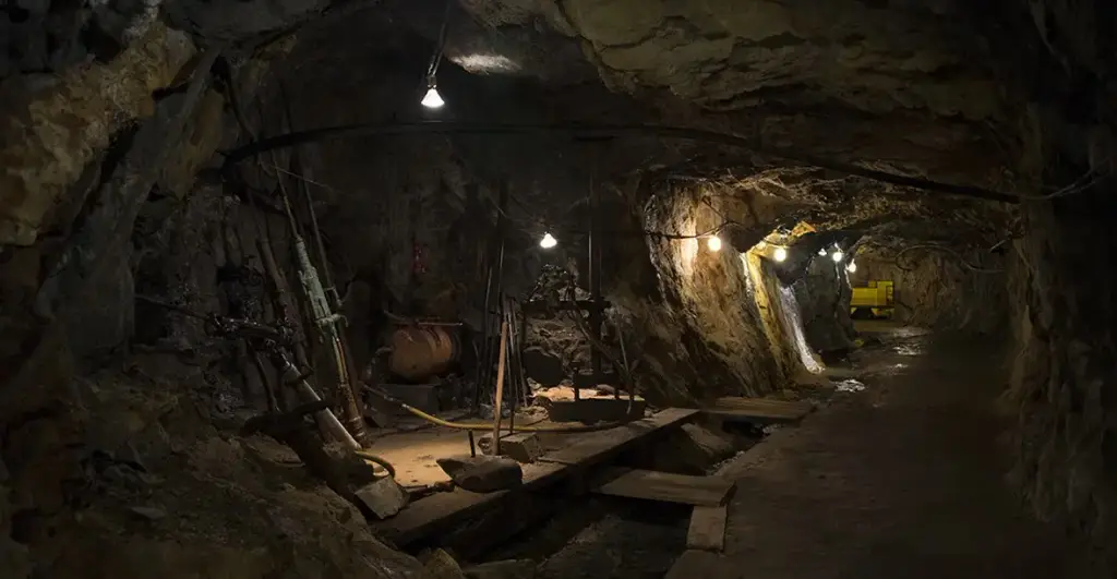 Old Hundred Gold Mine Tour, Silverton, CO