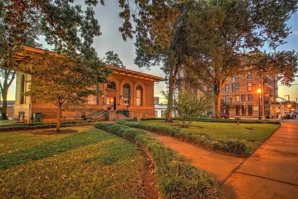 Palestine, Palestine, TX