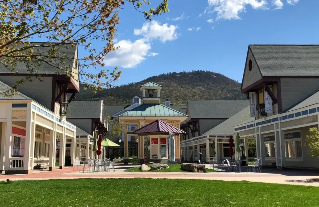 Settlers Green Outlet Village, North Conway, NH