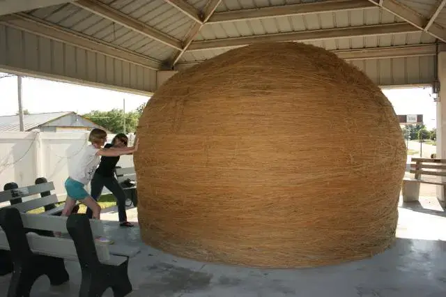 World's Largest Ball of Twine, Cawker City, KS