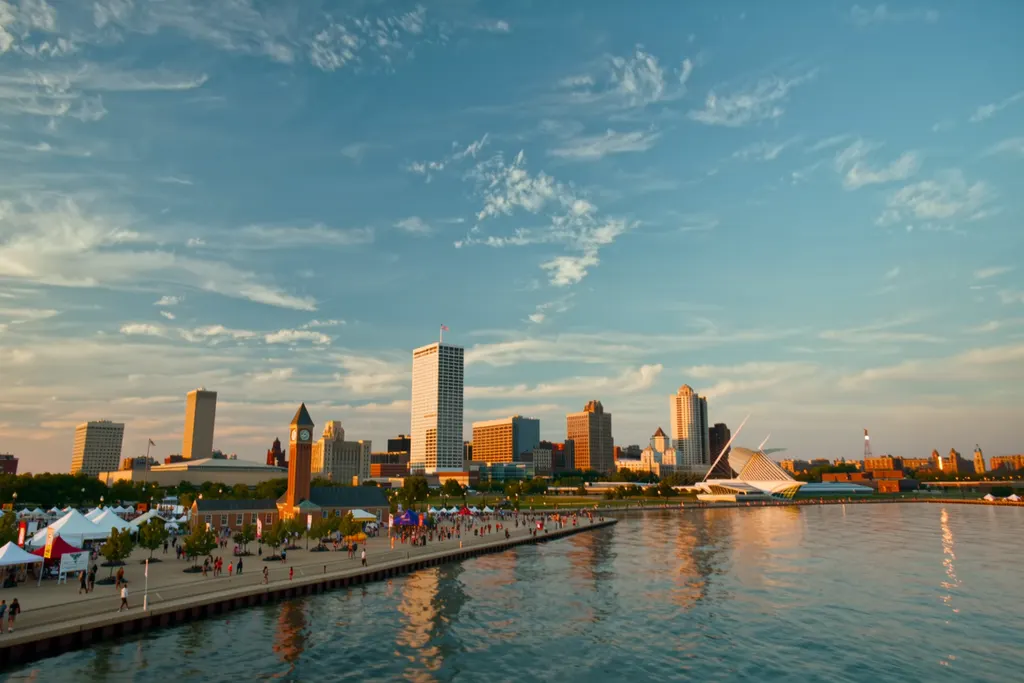 Milwaukee skyline