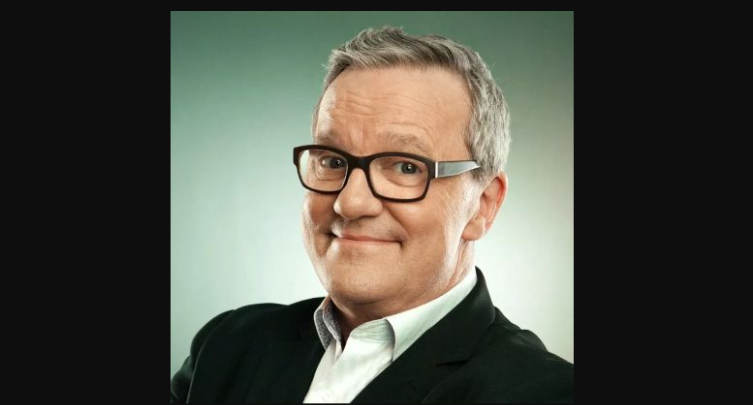 Mark Lowry