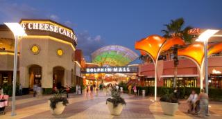 Why Should Visiti Dolphin Mall in Miami, FL - visitorfun.com